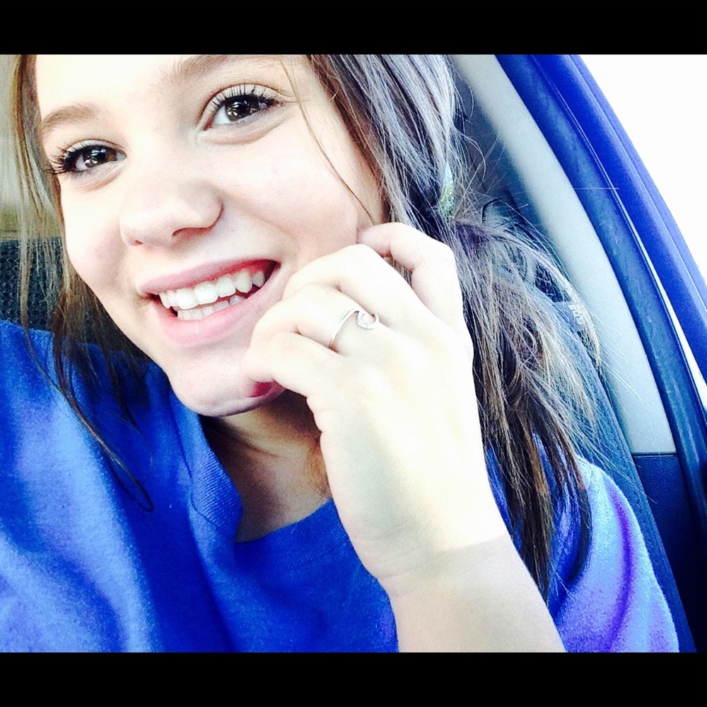 Meet your Posher, Victoria